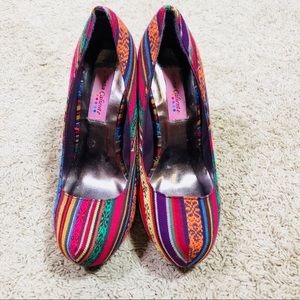 Torta Caliente Multicolor Stilettos size 6.5